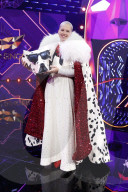 PEOPLE - Stefanie Heinzmann als Dalmatiner in der 1. Live Show der 2. Staffel 'The Masked Singer'