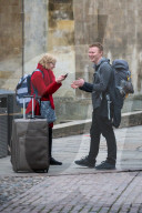 NEWS - Coronavirus: Mit Sack und Pack - Studenten in Cambridge verlassen vorzeitig ihren Studienort