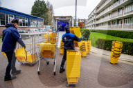 NEWS - Coronavirus: Reinigung von Einkaufskörben in Rotterdam