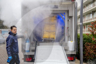 NEWS - Coronavirus: Reinigung von Einkaufskörben in Rotterdam