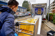 NEWS - Coronavirus: Reinigung von Einkaufskörben in Rotterdam