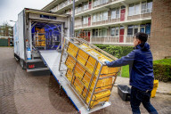NEWS - Coronavirus: Reinigung von Einkaufskörben in Rotterdam