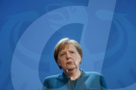 NEWS - Coronavirus: Kontaktverbot statt Ausgangssperre - Bundeskanzlerin Merkel vor den Medien in Berlin