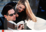 PEOPLE - Tipps von den Promis: Dinge, die man während der Corona-Zeit zu Hause machen kann