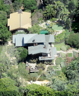 Brad Pitt aerials