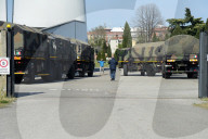 NEWS - Coronavirus:  Militärlastwagen transportieren Leichen von Patienten, die an COVID-19-Infektionen gestorben sind, von Bergamo nach Bologna