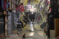 NEWS - Coronavirus: Grosser Basar in Istanbul geschlossen