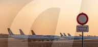 NEWS - Coronavirus:  Flugzeuge der Lufthansa stehen am Boden in Frankfurt