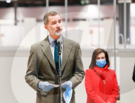 ROYALS - König Felipe von Spanien besucht ein Coronavirus-Lazarett der IFEMA in Madrid 