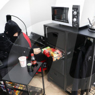 FEATURE - Die perfekte Quarantäne-Einrichtung? Nie mehr Aufstehen dank dem Gaming Bett