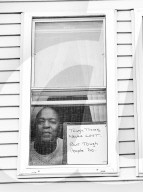 NEWS - Coronavirus: 'Words At The Window: Social Isolation And The Coronavirus', Portrait Projekt
