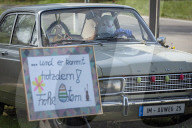 FEATURE - Der Osterhase kommt auch in der Krise
