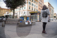 NEWS - Coronavirus: Lebensmittel für Bedürftige auf der Piazza Alberone in Rom