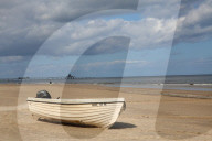 NEWS - Coronavirus: Fast leeres Seebad Ahlbeck an der Ostsee