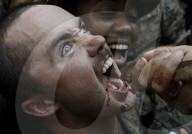 FEATURE - U.S. Marines trinken Kobrablut beim Dschungeltraining (MÃ¤rz 2020)
