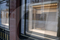 NEWS - Coronavirus: Geschlossene Luxus-Shops und Hotels in London