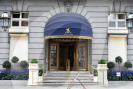 NEWS - Coronavirus: Geschlossene Luxus-Shops und Hotels in London