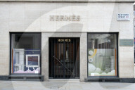 NEWS - Coronavirus: Geschlossene Luxus-Shops und Hotels in London