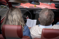 NEWS - Coronavirus: Wallfahrt einmal anders - Oster-Autoandacht in Klausen