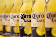 NEWS - Coronavirus: Kein frisches Corona Bier mehr - Die mexikanische Brauerei stellt die Produktion vorerst ein