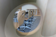 NEWS - Coronavirus: Leeres Schulzimmer - Symbolbild