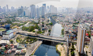 PH:  Most COVID-19 cases in ASEAN, Makati, NCR, Philippines - 16 Apr 2020