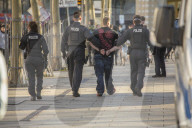 NEWS - Auflösung von Kundgebungen in Chemnitz durch Polizei