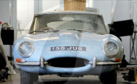 FEATURE - Ein seltener Jaguar E-Type ist nach 40 Jahren Dornröschenschlaf über 230'000 Franken wert