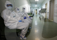 NEWS - Coronavirus: Behandlung von COVID-19-Patienten im Städtischen Klinikkrankenhaus Moskau 1