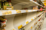 NEWS - Coronavirus:  Leere Regale in Supermärkten in Polen im März