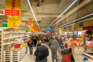 NEWS - Coronavirus:  Leere Regale in Supermärkten in Polen im März