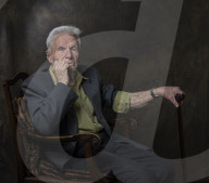 REPORTAGE - Portraits von Holocaust-Überlebenden