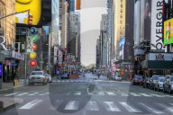 NEWS - Coronavirus: Atmosphäre auf dem Times Square in Manhattan in New York City