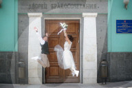 NEWS - Coronavirus: Hochzeit via Live-Stream in Moskau
