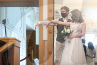 NEWS - Coronavirus: Hochzeit via Live-Stream in Moskau
