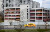 NEWS - Coronavirus: Taxis auf Parkplätzen in Moskau