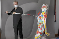FEATURE -  Distance Bodyart