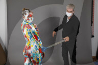 FEATURE -  Distance Bodyart