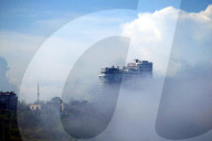 FEATURE -  Nebel bedeckt Küstenstreifen von Odessa