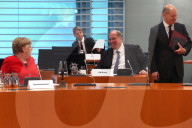 NEWS - Regierungsmitglieder bei der Kabinettssitzung in Berlin