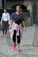 PEOPLE - Michelle Hunziker mit Tochter Aurora und Freundin Sara Daniele unterwegs in Bergamo