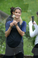 PEOPLE - Michelle Hunziker mit Tochter Aurora und Freundin Sara Daniele unterwegs in Bergamo