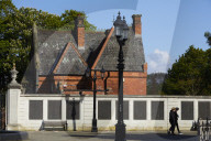 Middlesbrough mayor reopens parks after criticism over stately home
