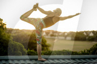NEWS - Coronavirus: Sport in Coronazeiten -  Laufen und Yoga