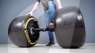FEATURE - Hoverboard erhält F1-RennfelgeN