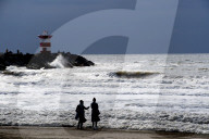 NEWS - Trauer um die fünf Surfer und Rettungsschwimmer die in der niederländischen Nordsee tödlich verunglückt sind