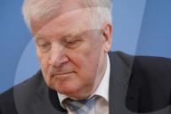 NEWS - Coronavirus: Deutsche Regierung kündigt neue Grenzpolitik während der Coronavirus-Krise an