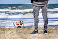 NEWS - Nach dem Surfer-Unglück in Scheveningen: Trauer am Strand und dem Surfclub