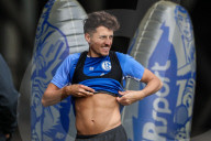 SPORT -  Bundesliga: FC Schalke 04 trainiert wieder