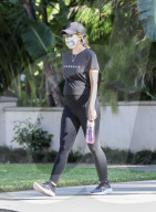 PEOPLE - Katherine Schwarzenegger zeigt ihren Babybauch in Santa Monica